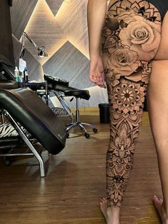 Exploring the Beauty and Power of Leg Tattoos for Women