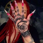 hand tattoos for women