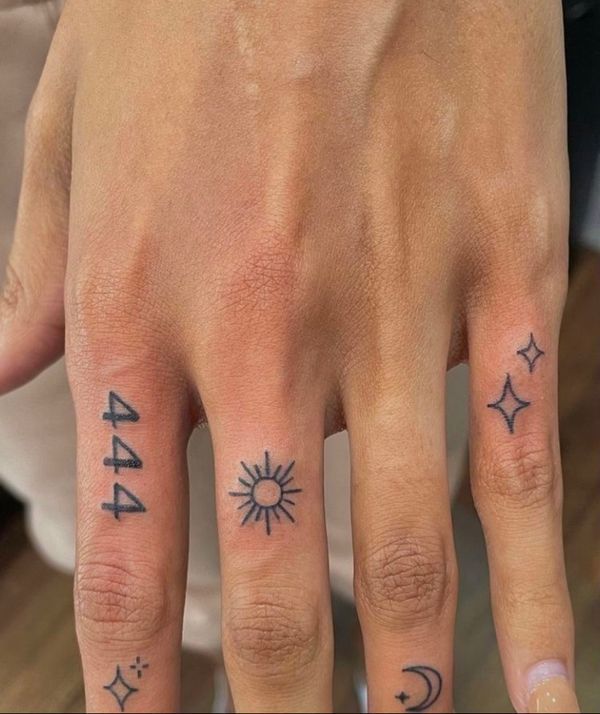 Finger Tattoos: Small But Statement-Making Body Art