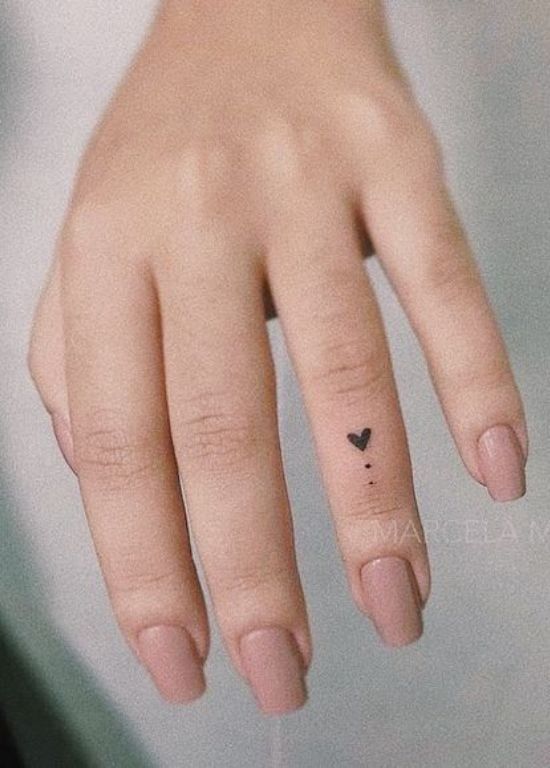 finger tattoos