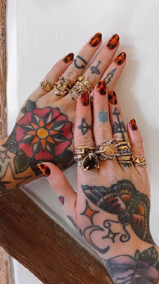 From Fingertips to Tipped Fingers: The Rise of Tattoo Nails