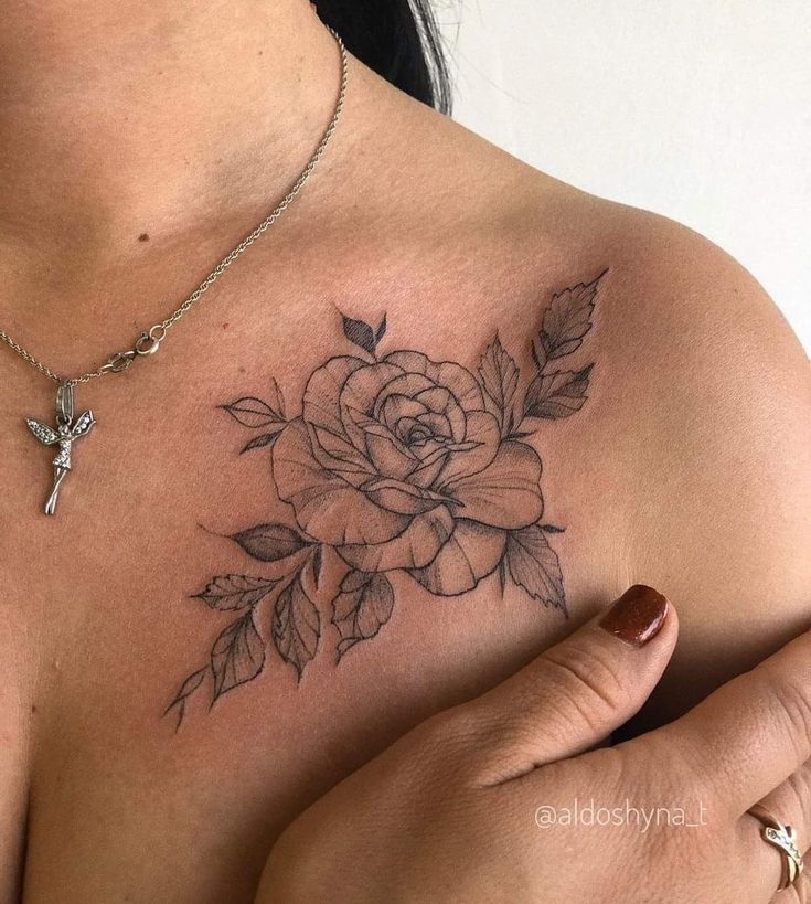 Shoulder Tattoos: Beautiful and Feminine Designs for Women