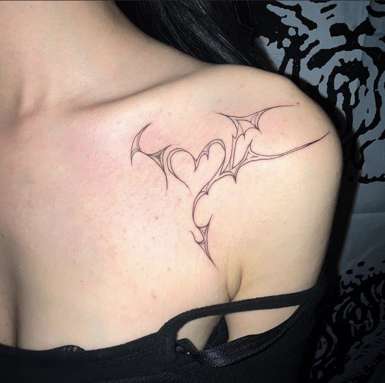 Shoulder Tattoos for Women: Express Yourself with Stunning Ink Designs