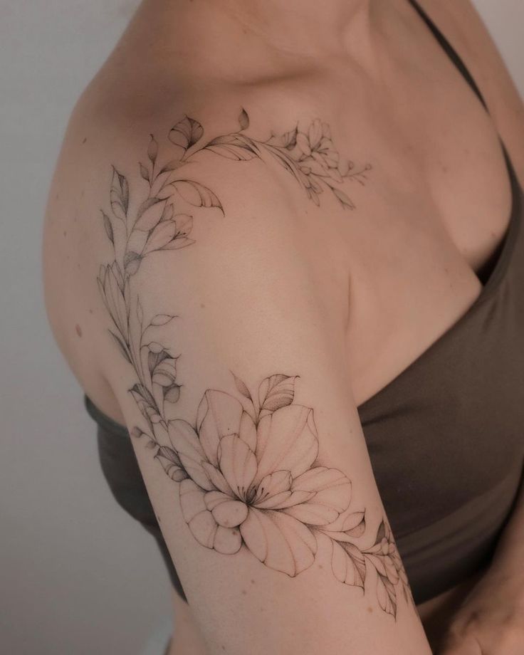 shoulder tattoos for women