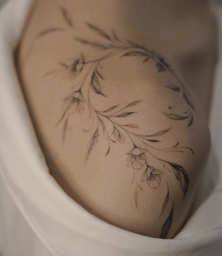 shoulder tattoos for women