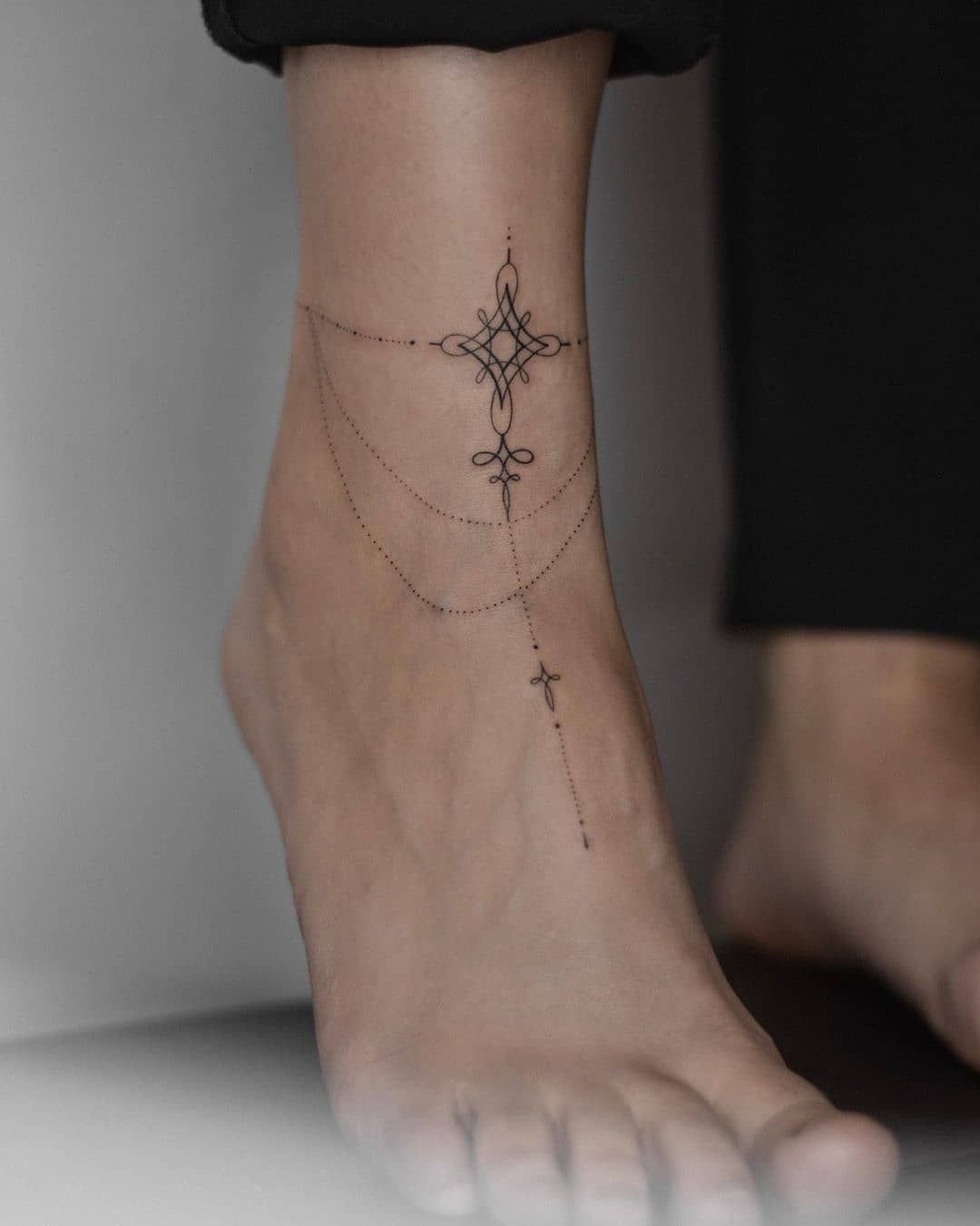 foot tattoo