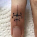 finger tattoos