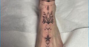 foot tattoo