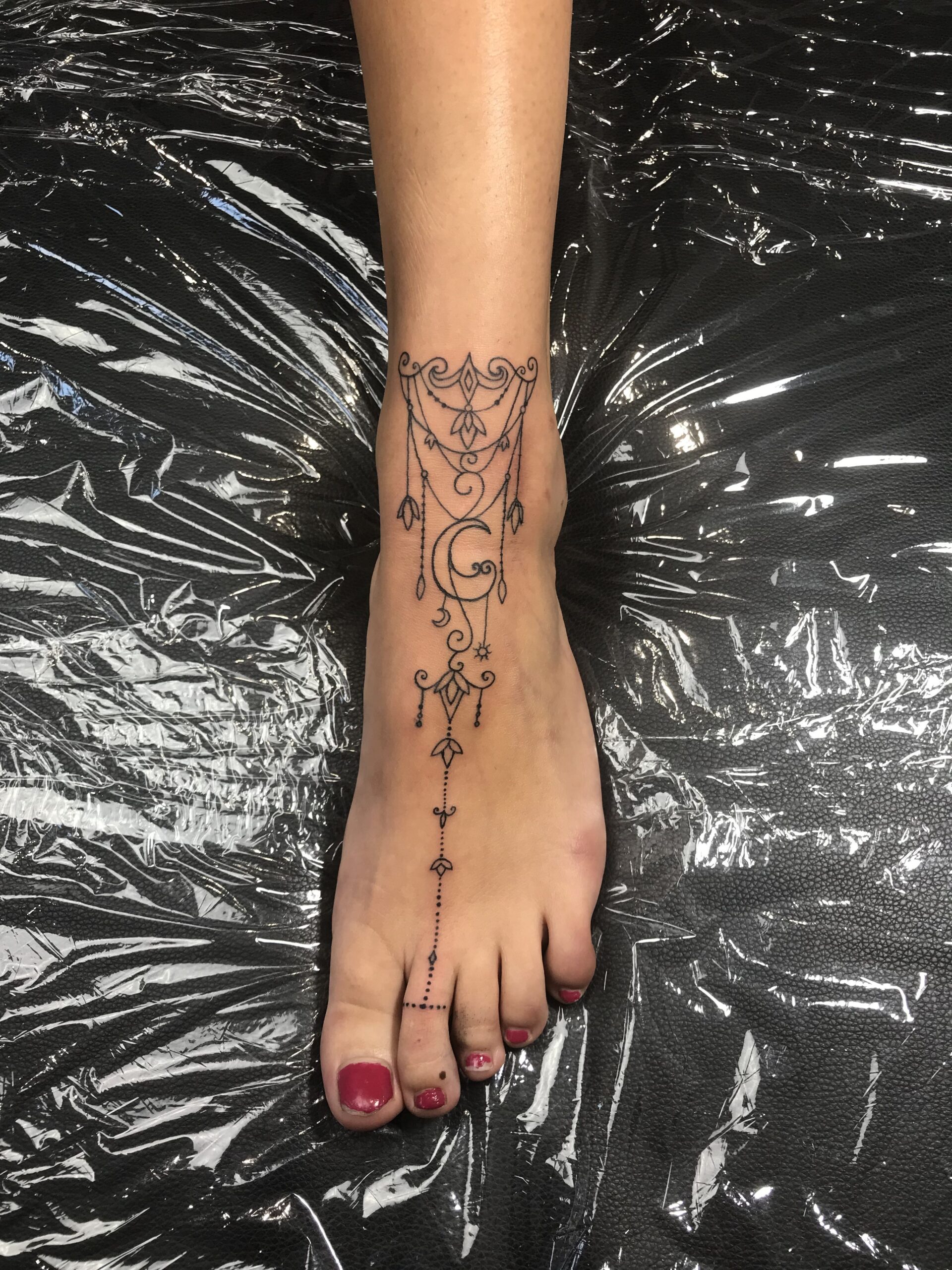 The Art of Foot Tattoos: Stylish Ways to Showcase Your Creativity