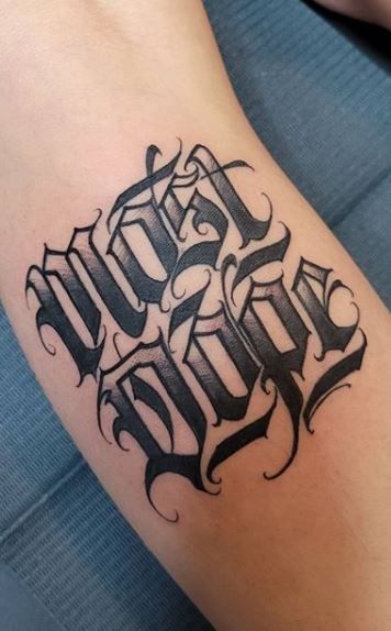 tattoo lettering