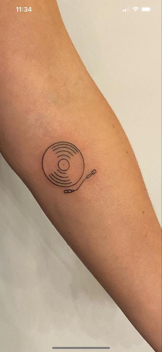 tattoo minimal