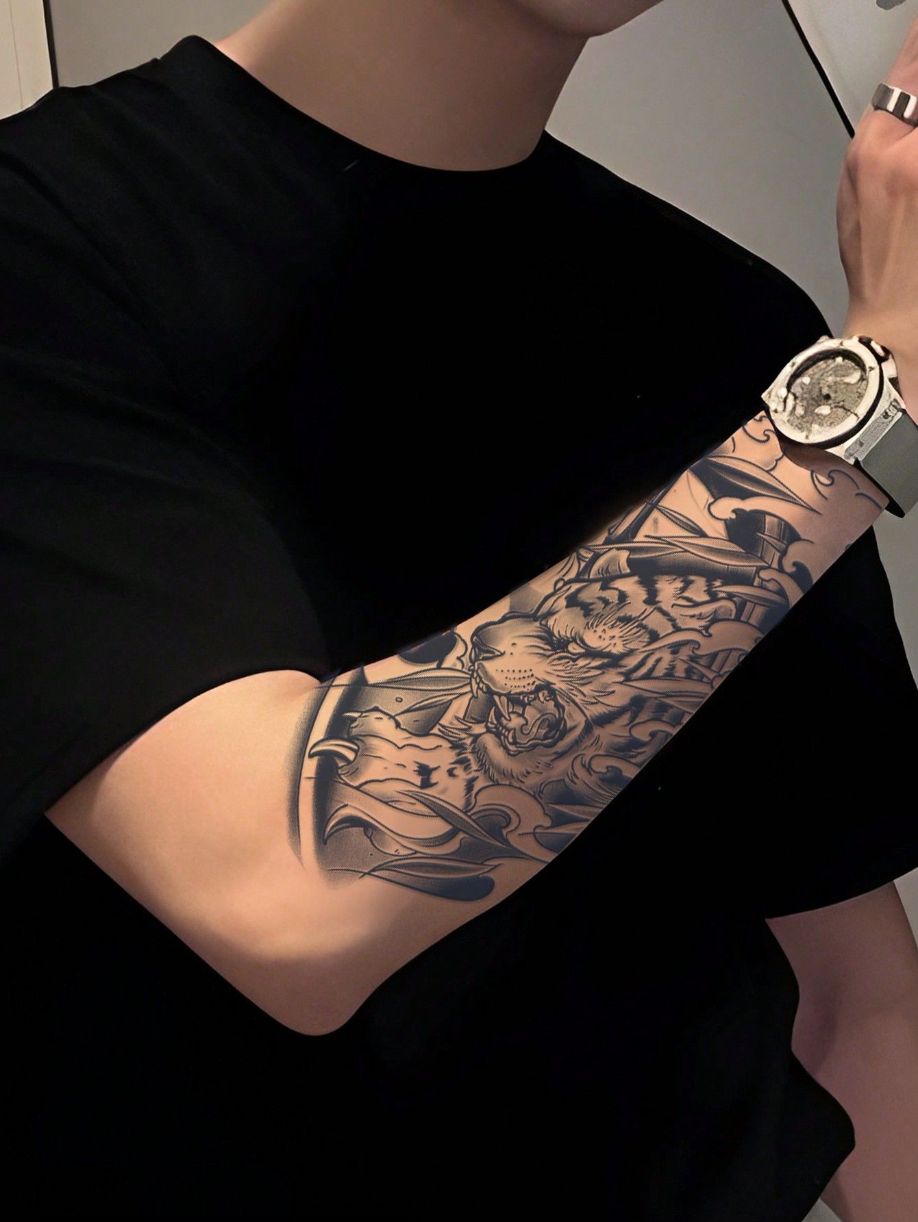 tattoo arm