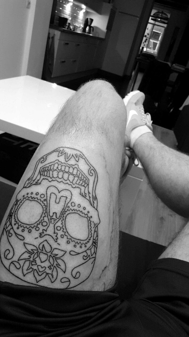 tattoo leg