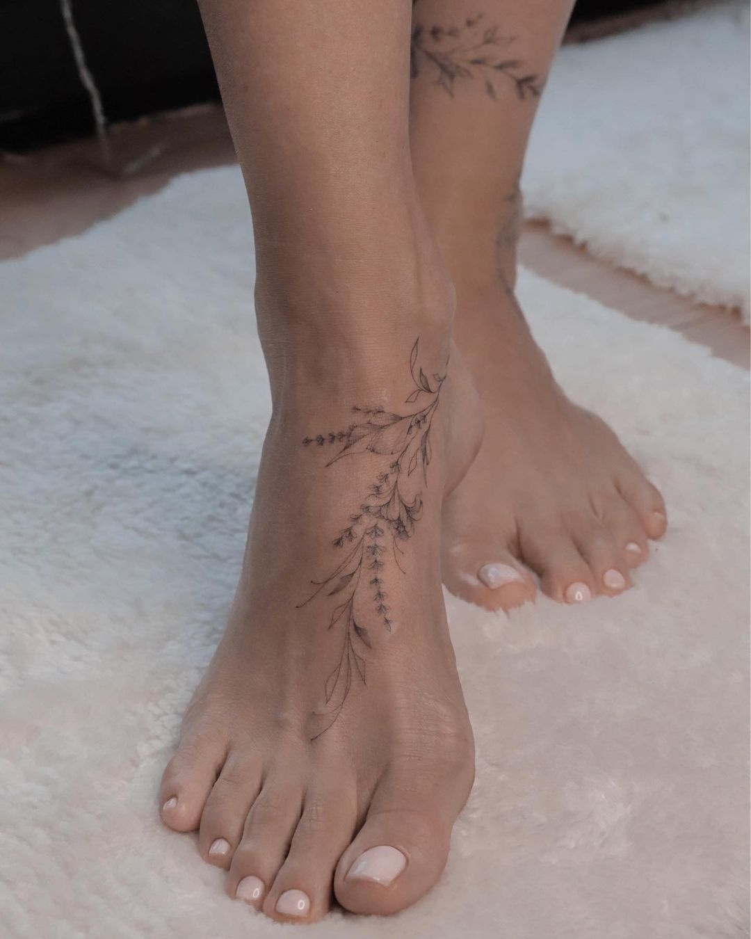 The Beauty of Foot Tattoos: Tips, Ideas, and Inspiration