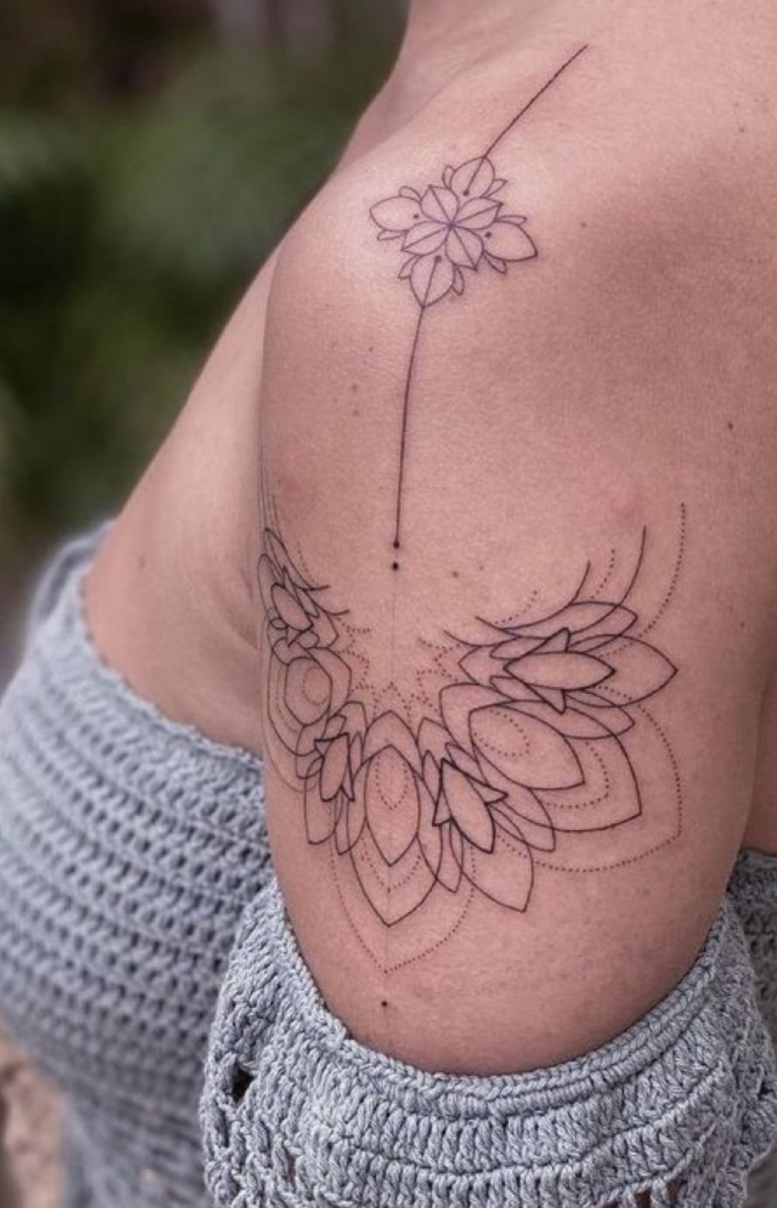 The Feminine and Fabulous: Exploring Shoulder Tattoos for Women