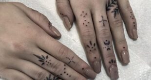 finger tattoos