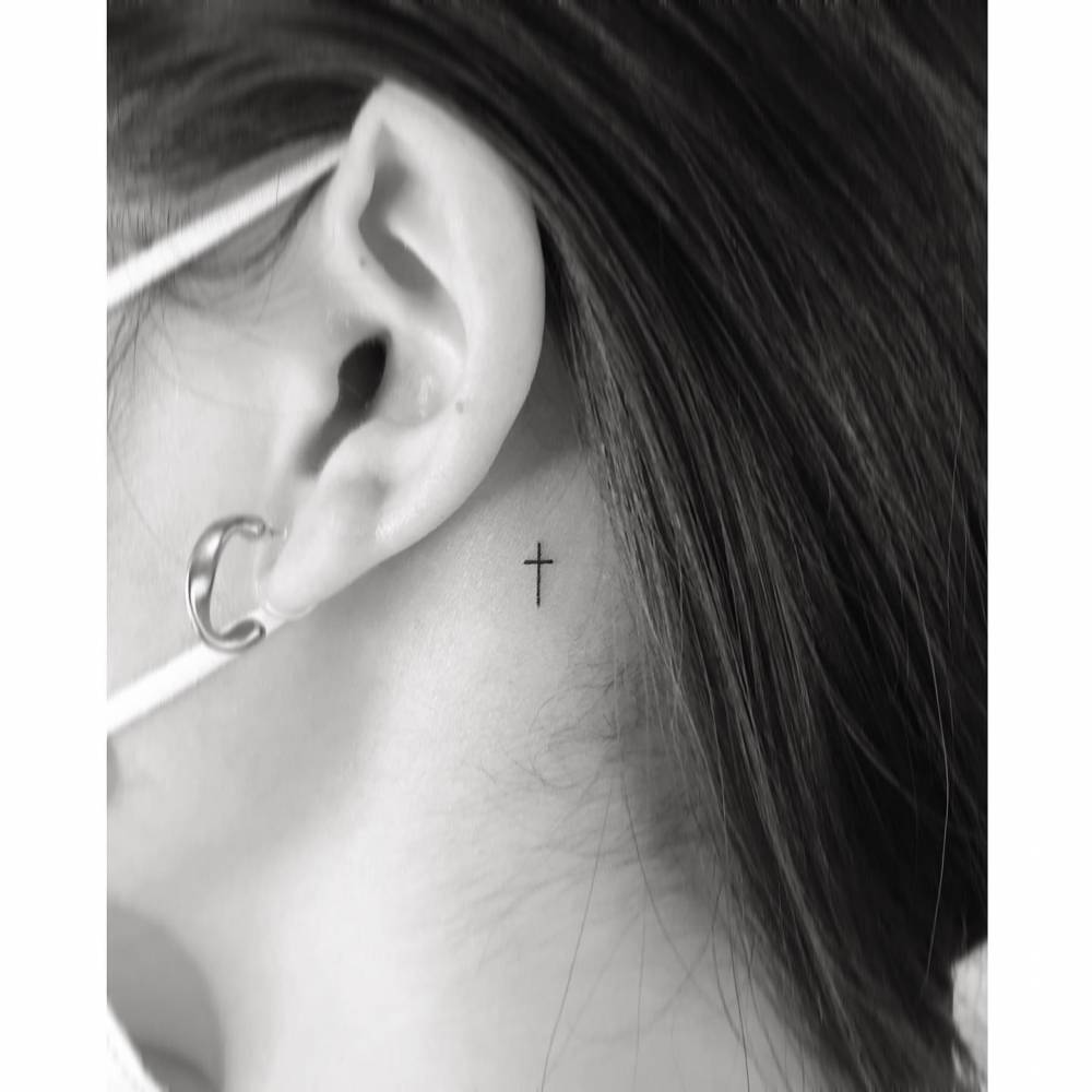 The Meaning and Symbolism of the Cross Tattoo