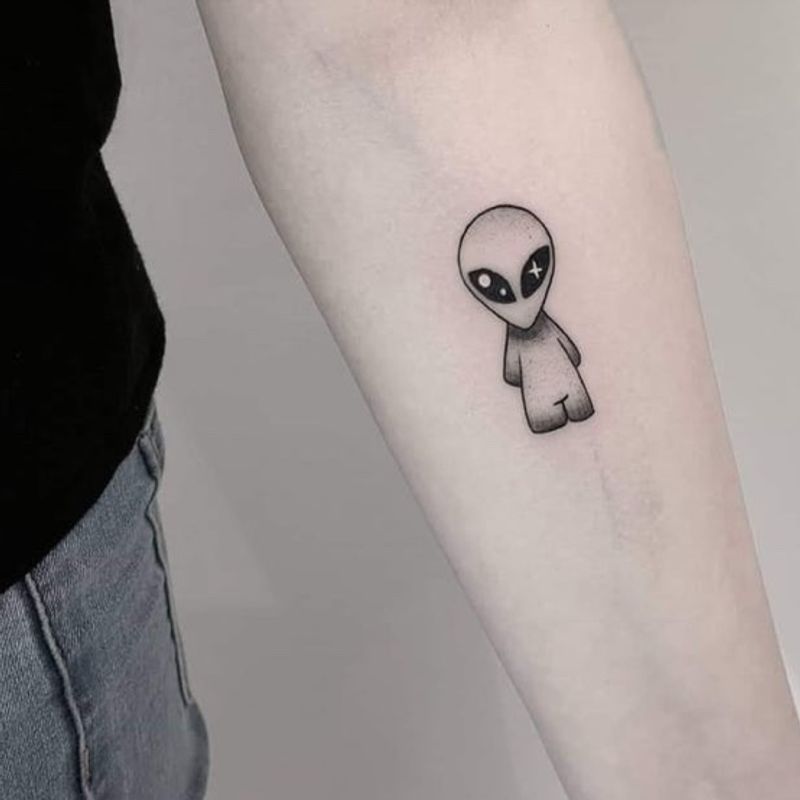 The Mystical Beauty of Alien Tattoos: Ideas and Inspiration