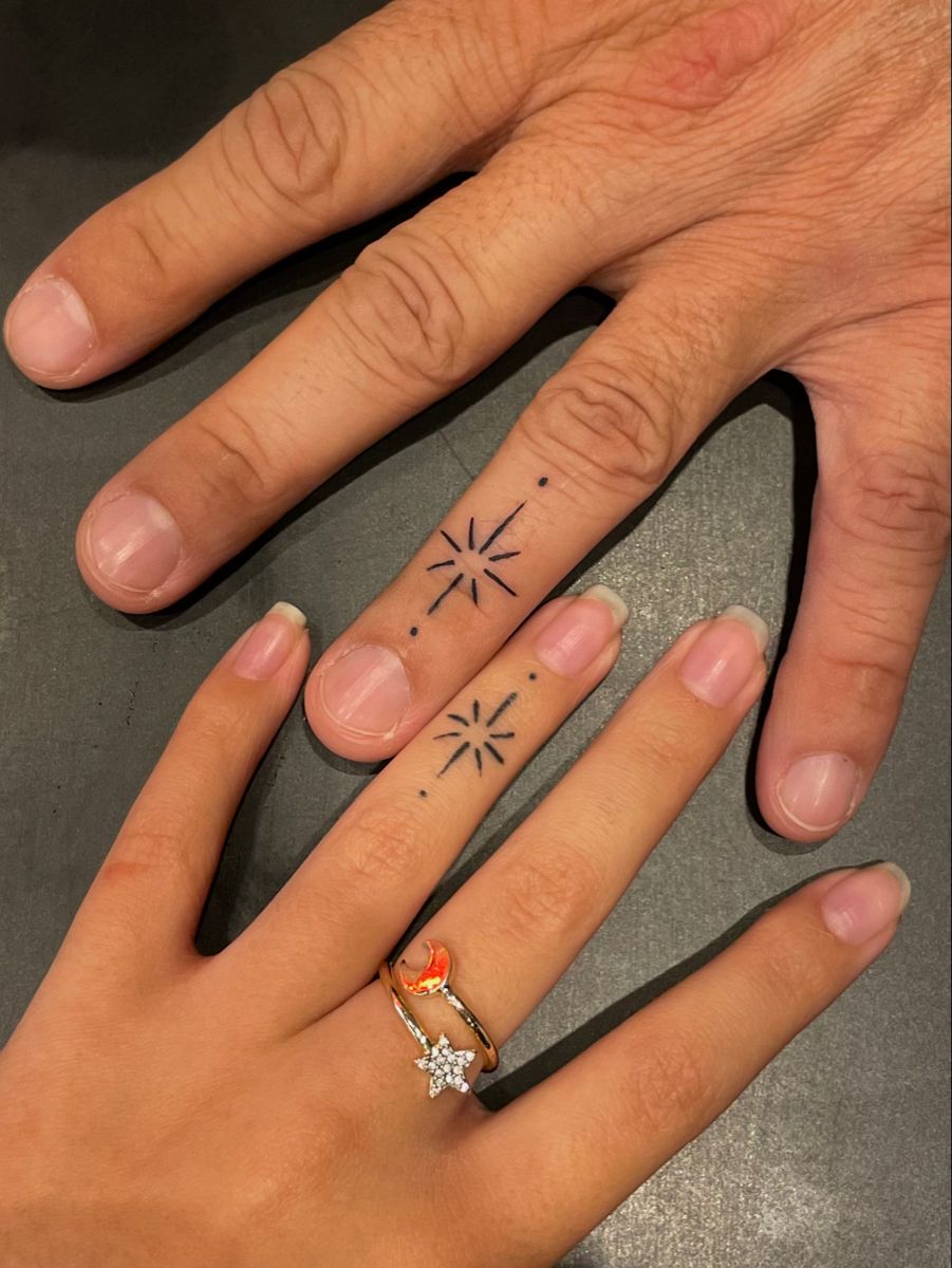 finger tattoos