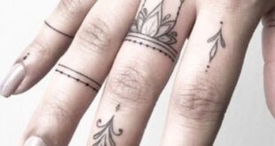 finger tattoos