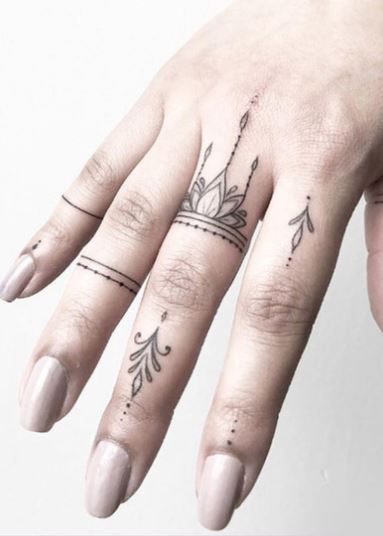 finger tattoos