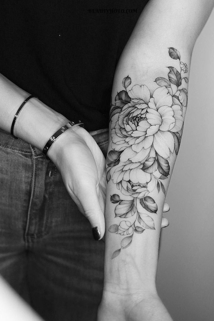 The Rise of Forearm Tattoos for Women: A Stylish and Empowering Trend