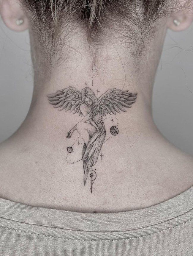 neck tattoos women