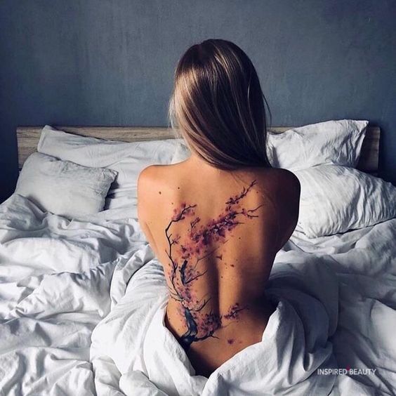 The Rising Popularity of Back Tattoos Among Women: A Stunning Trend in Body Art