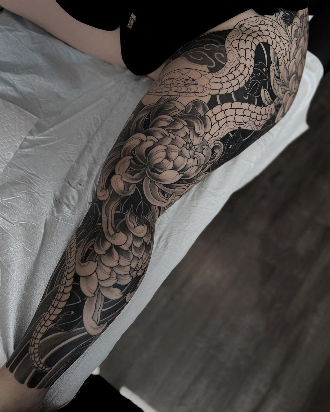 The Tattooed Leg: A Canvas to Showcase Artistic Expression