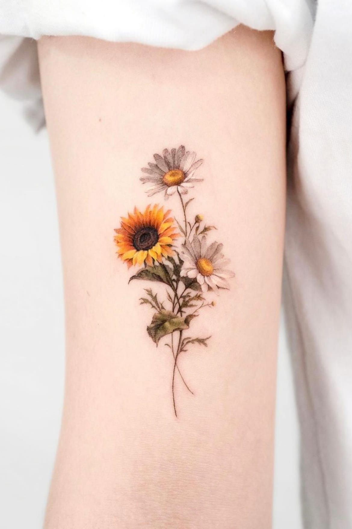 The Timeless Allure of Flower Tattoos: A Blooming Trend in Body Art