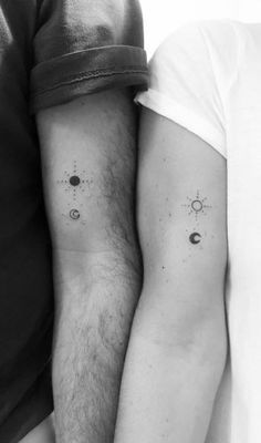 The Ultimate Guide to Matching Tattoos: Symbolism, Designs, and Significance