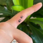 finger tattoos