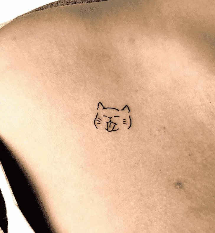 Tiny Tattoos: The Rise of Miniature Art in Ink