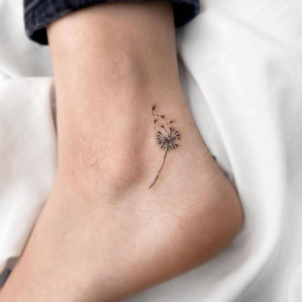 Tiny Treasures: Small Tattoo Ideas for Minimalist Ink Fans