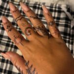 hand tattoos for women