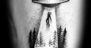 alien tattoo