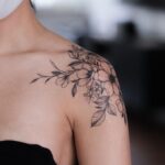 shoulder tattoos for women