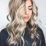 40 stilvolle Frisuren für lange blonde Haare