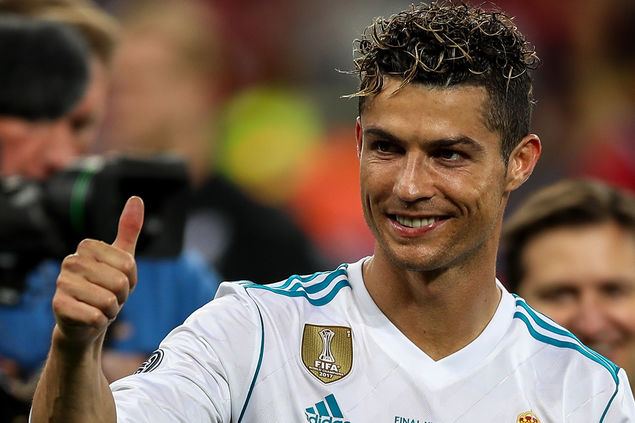 Ronaldos neue Strähnchen-Frisur spaltet derzeit die Twitter-Gemeinde.