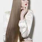 Frisuren für lange Haare: Gerade Haare