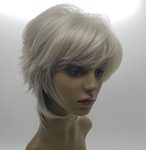 XT828 Chemiefaserhaar 13Inch kurze glatte Haare grau geschichtet neue Frisur  Frauen Haar natürliche Spitzeperücke