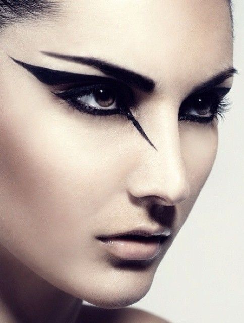 Derby eyes | makes | Pinterest | Make up, Lidstrich and Augen