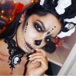 Gespenstisches Schädel-Make-up für niedliche Halloween-Make-up-Ideen