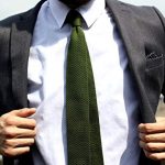 Handgemachte, Elegante Herren Strick-Krawatte in Lind Grün von DNDYCNDY |  5cm | Slim
