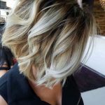 Trendige Frisuren 2017/2018: Moderne Haarschnitte und Haarfarben für  modebewusste Damen
