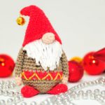Amigurumi – Mini Weihnachtswichtel häkeln „Samtan Salaputius“