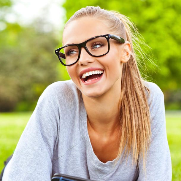 10 Beauty-Tipps: Richtig schminken mit Brille