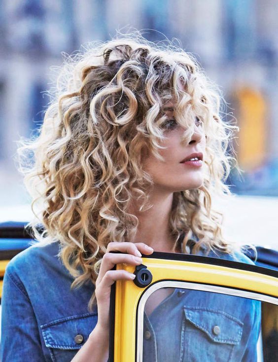 10 Must Know Tips for Curly Hair