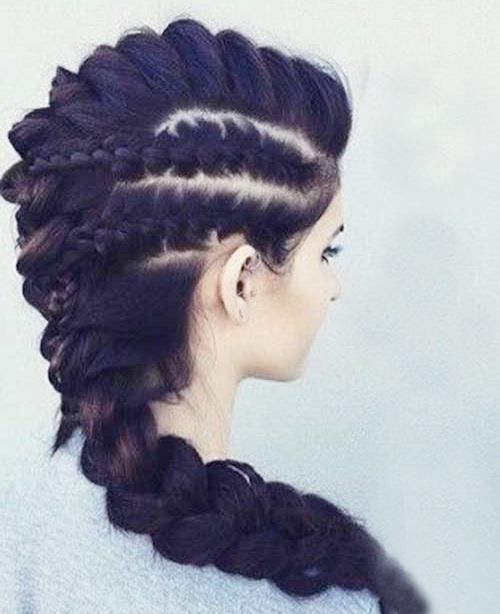 Versuchen Sie diese eleganten Mohawk Frisuren für Frauen im formalen Dos  #dies…