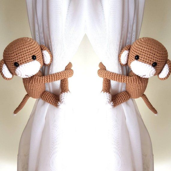 2-Monkeys-Curtain-Tiebacks-Cotton-yarn-monkeys-crochet-tieback.-Both.jpg